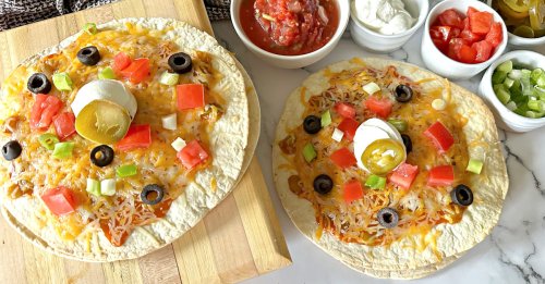 Turn Pizza Night Into Mexican Pizza Night With This Fun Copycat Recipe