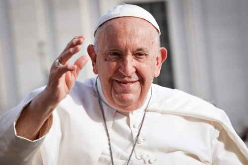 Pope Francis Dead: Celebrity Condolences Pour In