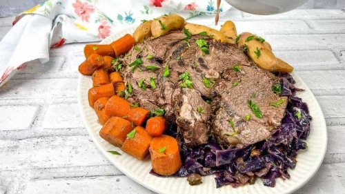 16 Holiday Roast Ideas to Make This Year Special