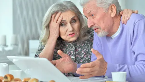 17 Costly Retirement Mistakes Experts Warn You to Avoid at All Costs