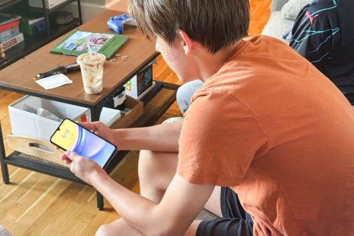 We Tested the Best Phones for Kids' Safety and Parents' Peace of Mind