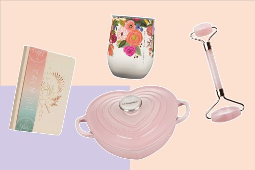 23 Valentine’s Day Gifts for Moms That Will Arrive Just in Time