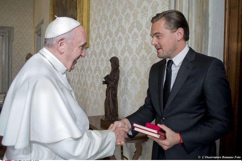 Le pape François à la rencontre des stars du monde entier