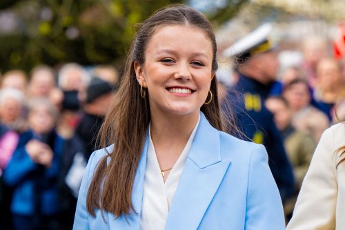 Isabella de Danemark majestueuse et parée d’un accessoire prestigieux pour ses 18 ans