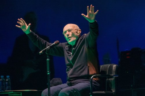 Phil Collins : son fils Matthew donne de ses nouvelles en image