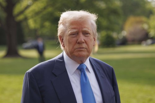 La popularité de Donald Trump en chute libre aux États-Unis