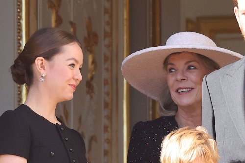 Caroline de Monaco, les clans Casiraghi et Hanovre… La princesse Alexandra se confie sur sa famille