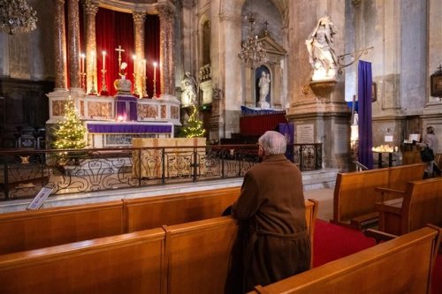 Mort d'Émile : Le prêtre qui a baptisé le petit garçon s’est suicidé