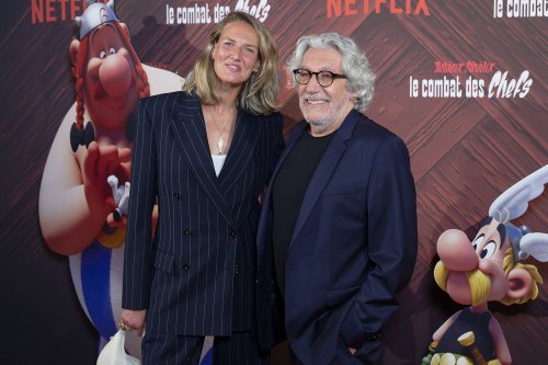 Au bras de sa femme Tiara, Alain Chabat fête la sortie d'« Astérix et Obélix : le combat des chefs »