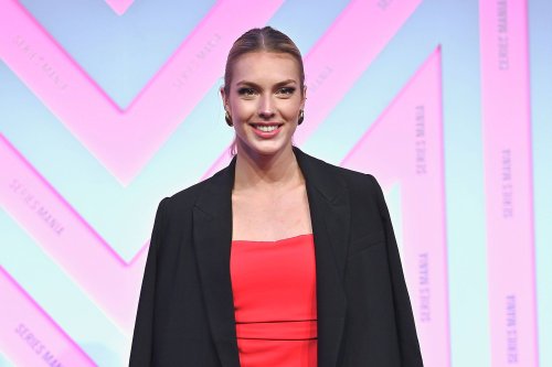 Miss Monde : le costume national d’Agathe Cauet rend un vibrant hommage à Notre-Dame