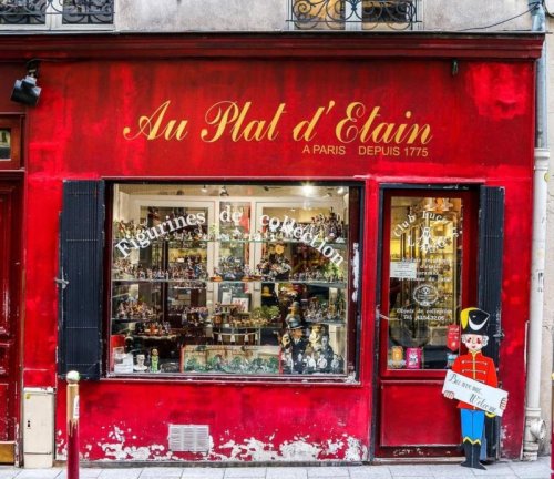 Au Plat d'Étain, l'ancestrale boutique de figurines de collection de la rue Guisarde
