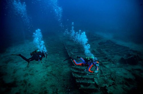 Massive Shipwreck Leads To Huge Discovery