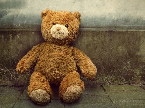 Edison Police Uncover Cash-Stuffed Teddy Bear In $600,000 Illegal Spa Bust