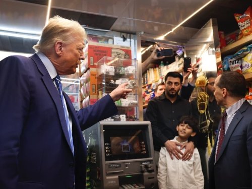 Trump's Harlem Bodega Trip: Vows To 'Straighten New York Out'