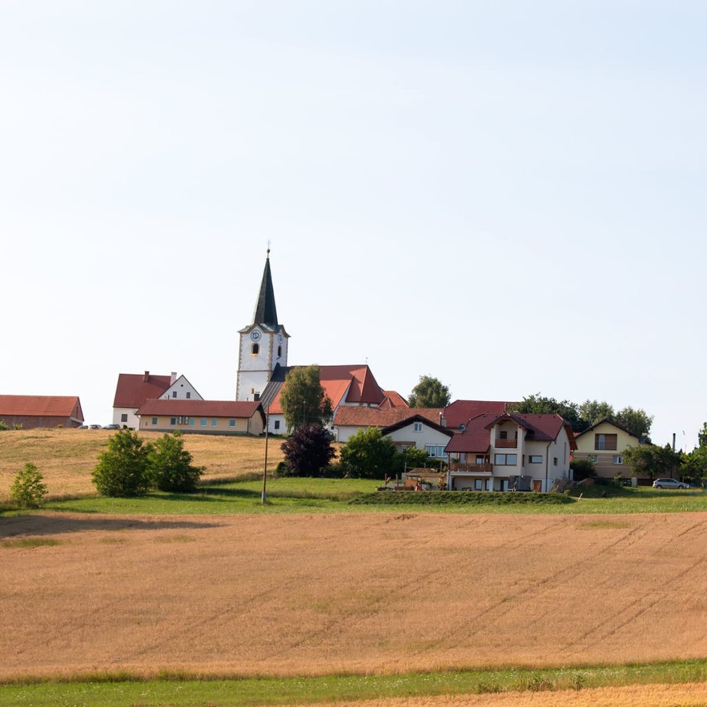 SLOVAKIA - cover