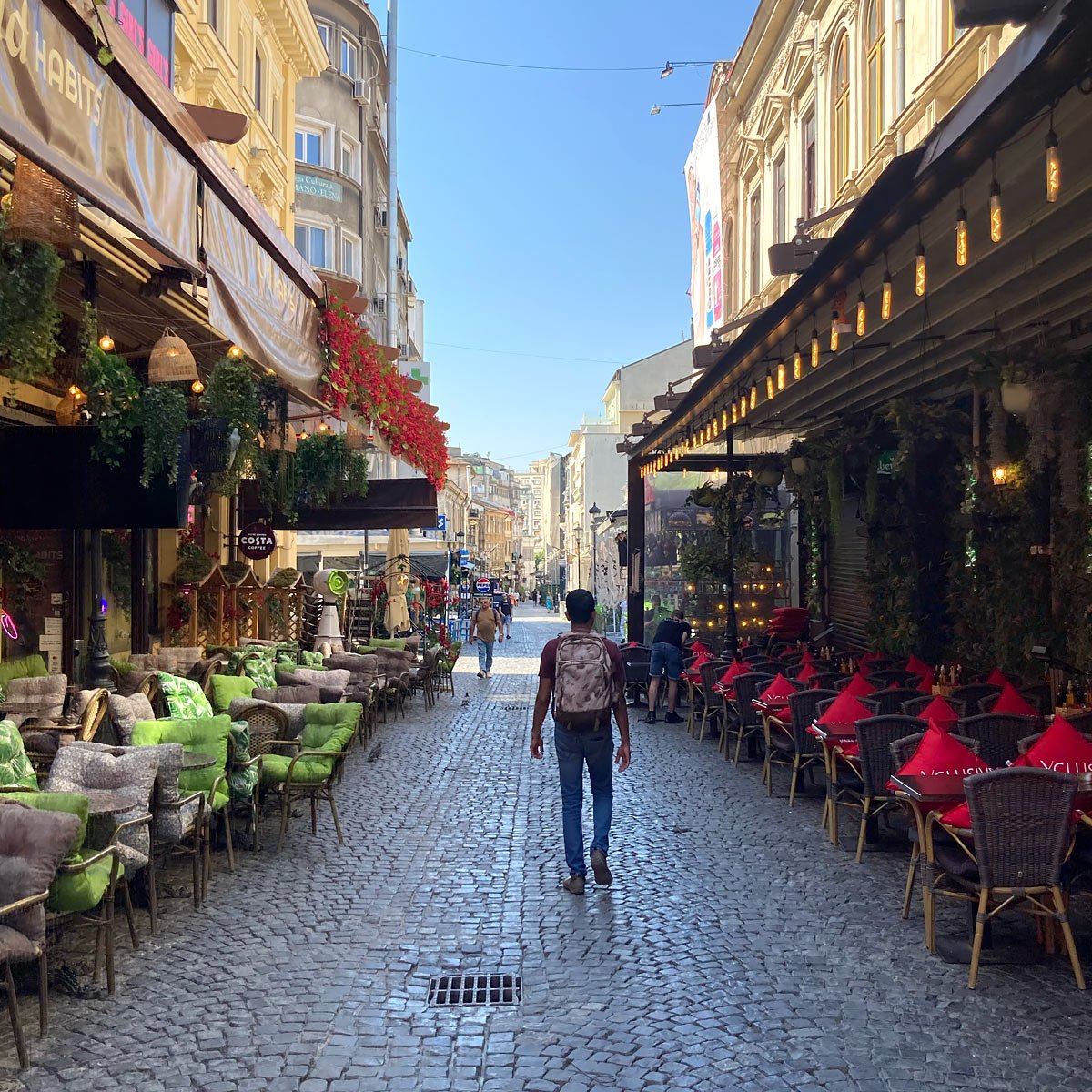 Bucharest or Budapest? The Key Differences Travelers Need to Know