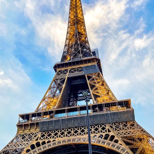 Paris in a Day: Must See Landmarks + Tips + Itinerary + Map