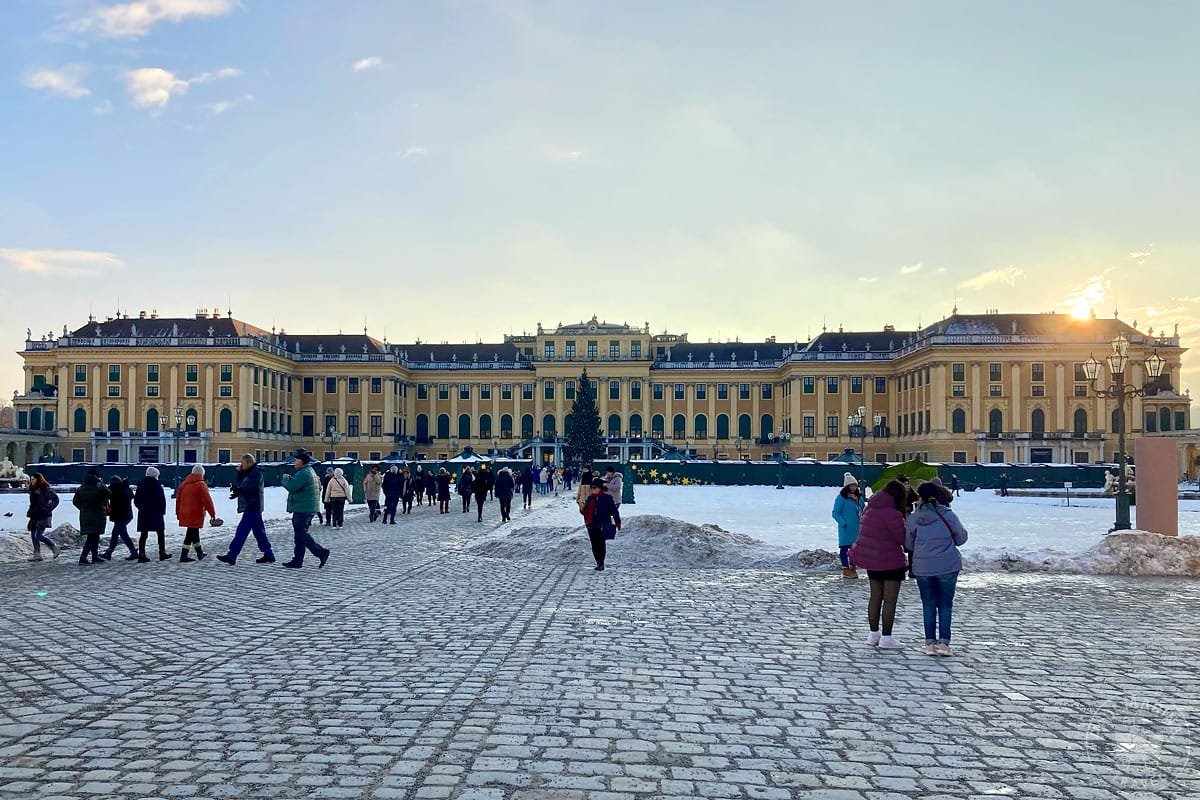 Palace VS Castle VS Fort: What's the Difference?