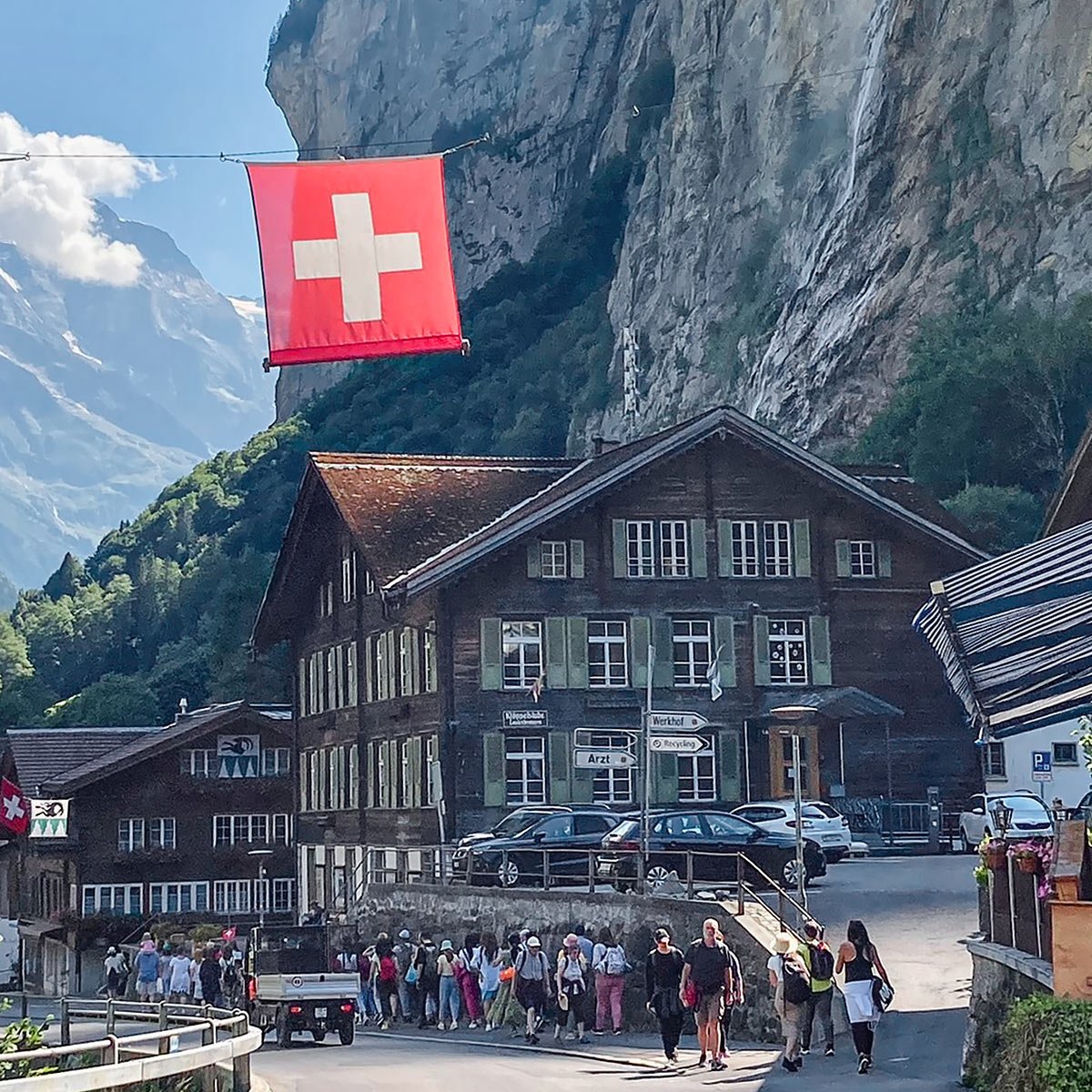 BEST Things to do in Lauterbrunnen Switzerland