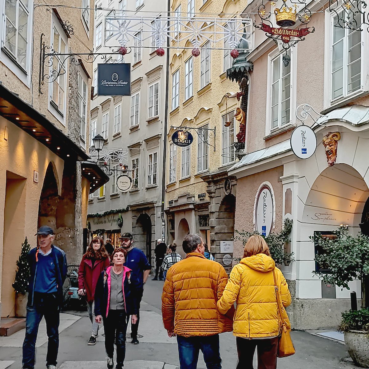 Salzburg VS Vienna: Which one should you visit?
