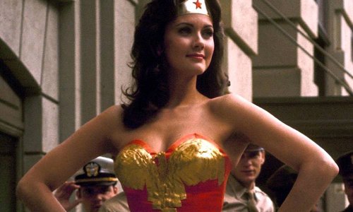 Wonder Woman Lynda Carter shuts down transphobes like all good superheroes should