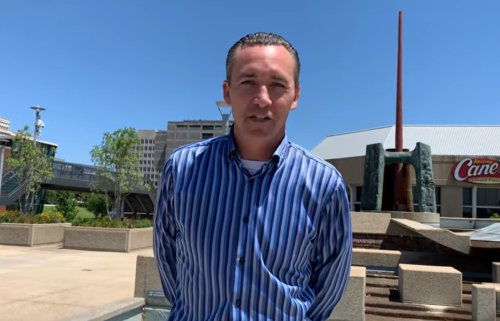 Unhinged preacher insists he can't be a 'f*g' because he has 'callused knees'