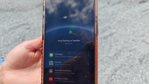 Apple Satellite Features Will Be Free on iPhones for Another Year