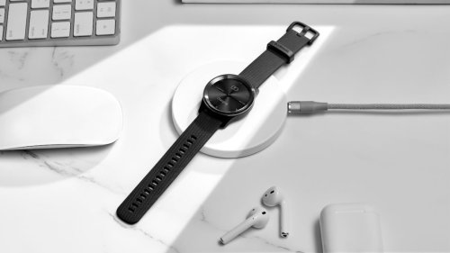 Garmin Vivomove Trend Smartwatch-Tracker Hybrid Adds Wireless Charging
