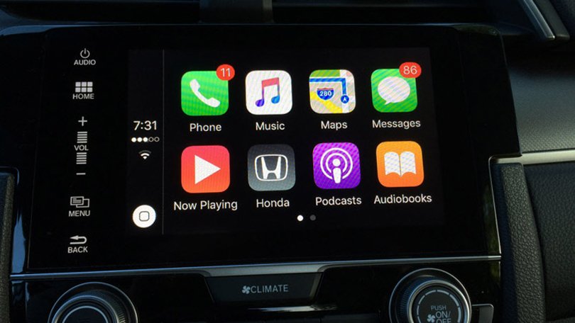 Apple CarPlay Review