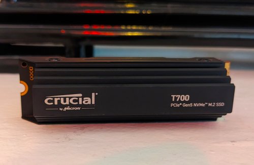 Crucial T700 im Test: PCIe-5.0-SSD mit Rekord-Datenraten von fast 10.000 MB/s