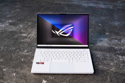 The all-AMD Asus ROG Zephryus G14 laptop is powerful, portable, and $150 off