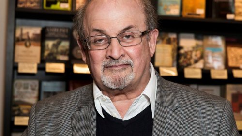Salman Rushdie nach Attacke auf dem Weg der Besserung