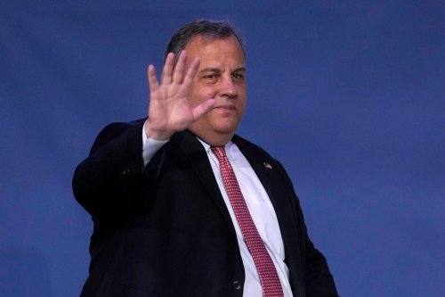 Chris Christie is making his move for the White House