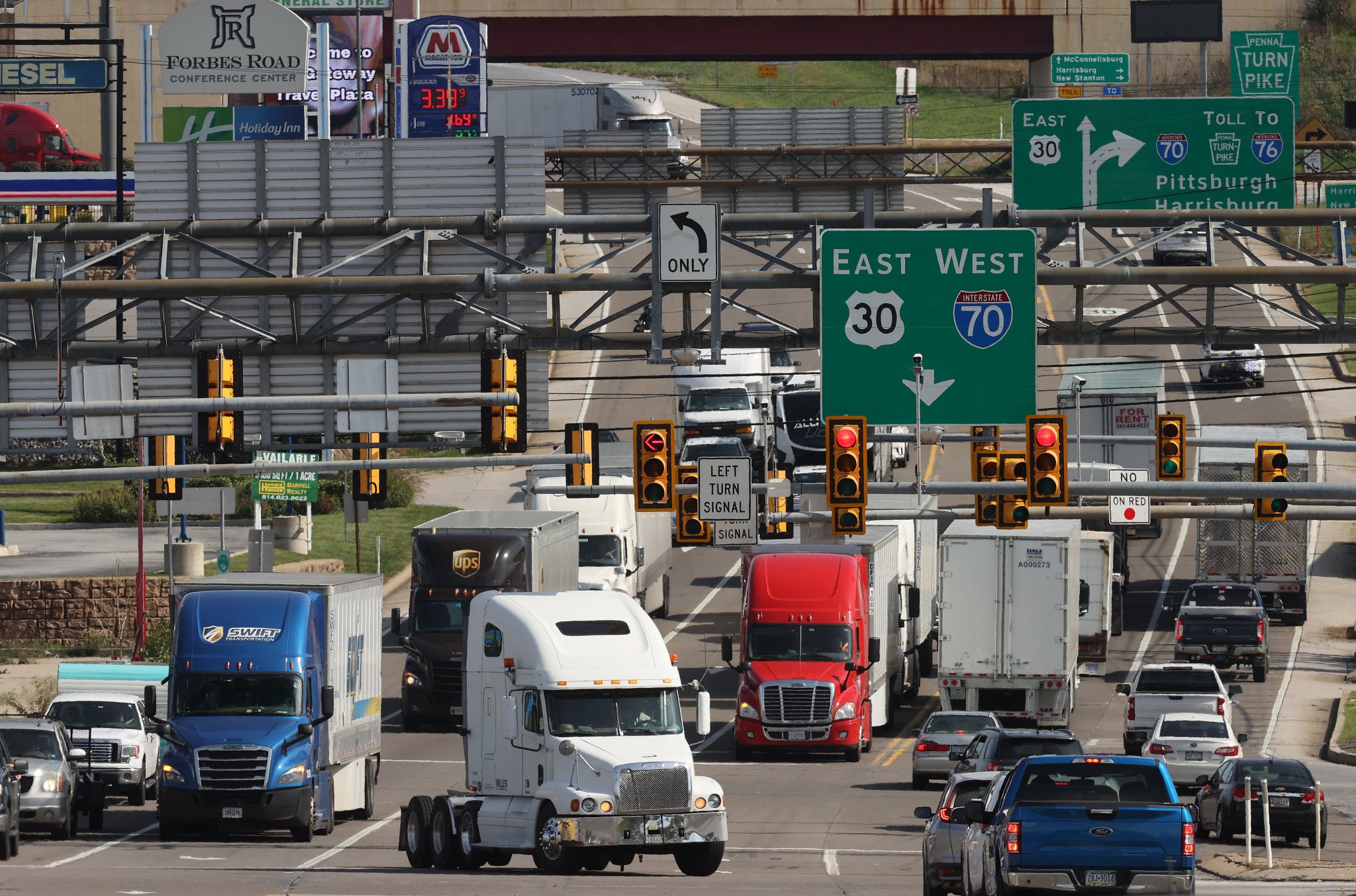 As Breezewood braces for a turnpike bypass, can this ‘Town of Motels’ evolve?