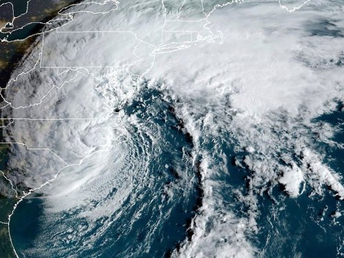 Tropical Storm Ophelia moves over N.C., knocking out power