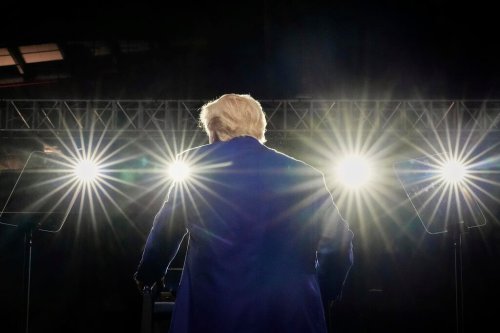 ‘Donald Trump’s 10 most outrageous displays of corruption’: President brutally ripped by senator