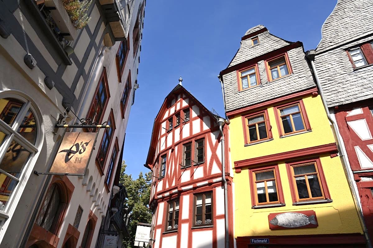 Urlaub in Deutschland cover image