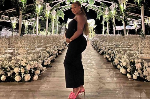 Pregnant Serena Williams Shows Off Her Bump in Italy: 'Trying to Figure Out If the Baby Is in the Front or Back'