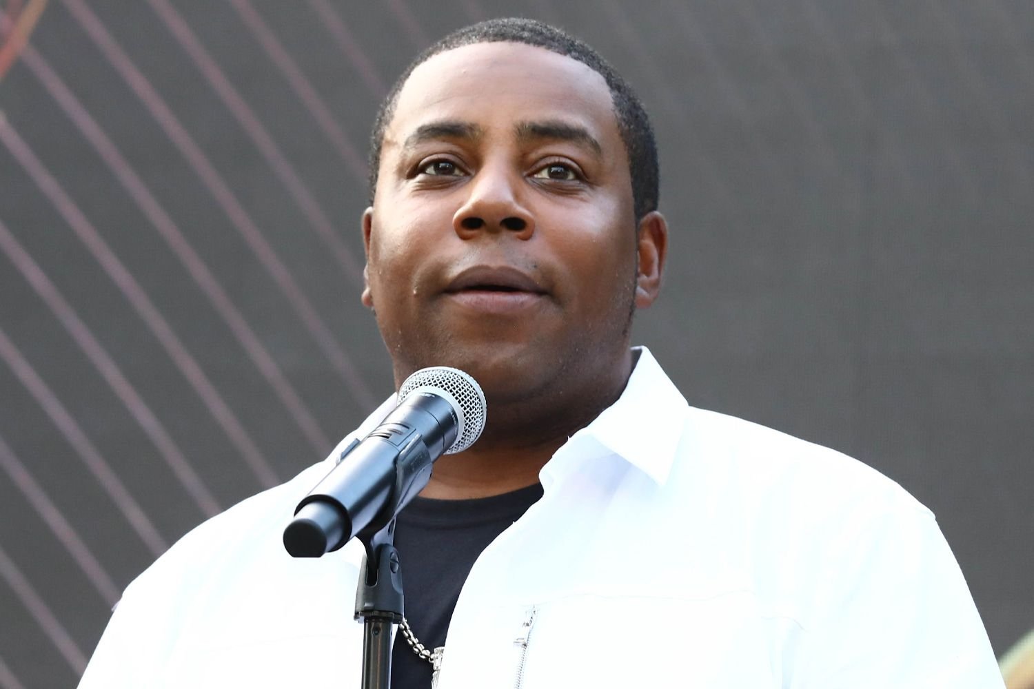'All That' Alum Kenan Thompson Says 'Quiet on Set' Is 'Tough to Watch' and Urges Nickelodeon to 'Investigate More'
