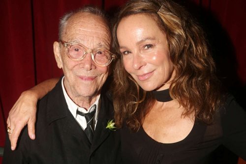 Jennifer Grey Celebrates Broadway Legend Dad Joel Grey’s 92nd Birthday with Current and Past Cabaret Casts