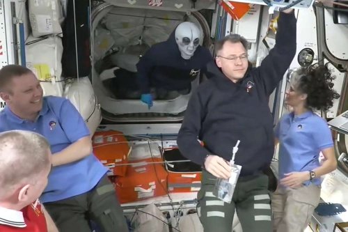 SpaceX Rescue Crew Member Wears ‘Alien’ Costume to Greet Stranded Astronauts Before They Head Back to Earth