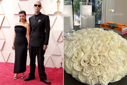 Pregnant Kourtney Kardashian Receives Giant Bouquet of Roses from Travis Barker as He Returns to Tour