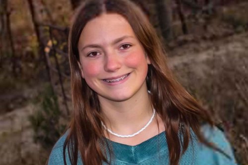 14-year-old Kansas Runaway Fatally Shoots Herself In Front of Deputy After Refusing to Return Home