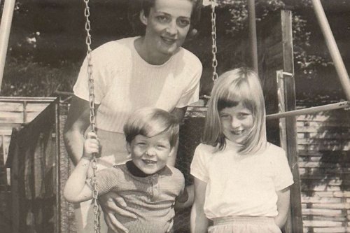 Charles Spencer Shares Rare Childhood Photo with Sister Princess Diana and Their Mom