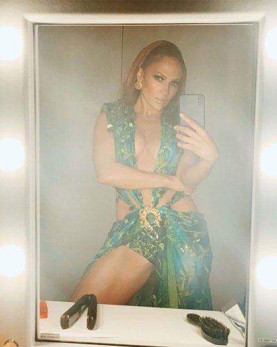 Alex Rodriguez Swoons Over Jennifer Lopez in Behind-the-Scenes Photo from Versace Show