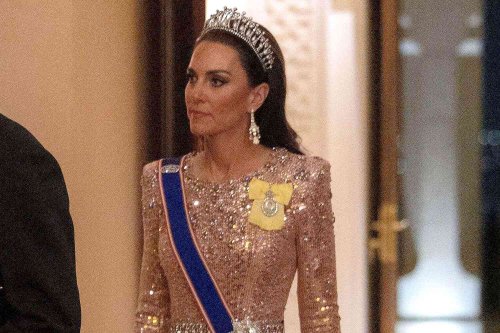 Kate Middleton Wears Queen Elizabeth's Earrings at Jordan Royal Wedding in a Royal First