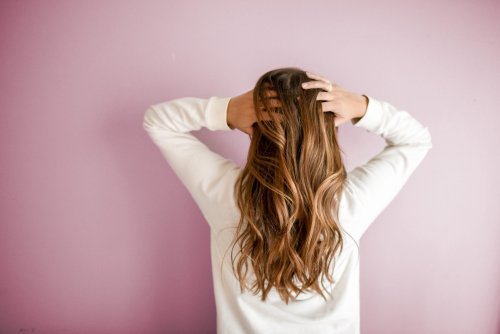 Почему мы сушим волосы феном неправильно? Рассказывает знаменитый парикмахер