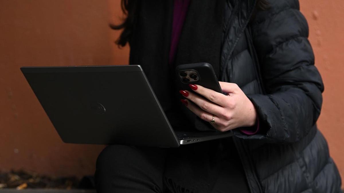 Small business delivers e-safety wishlist as risks grow