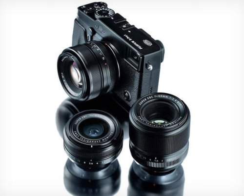 Rumor: Trusted Source Says Fuji's X-Pro2 Will Use an APS-C Sensor, Not Full-Frame