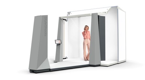 StyleShoots' Robotic Studio Lights and Shoots Fashion Photos All by Itself